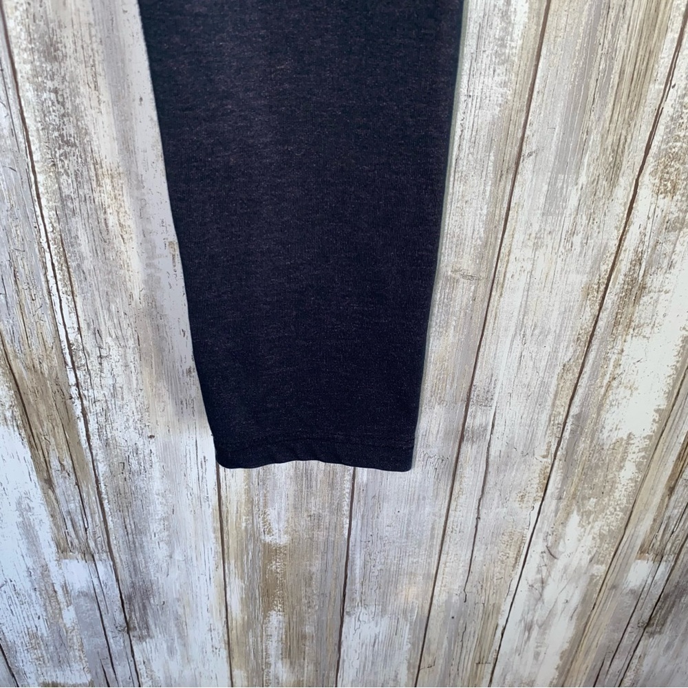 Nike Black With Purple Overtone Leggings - Picture 3 of 6